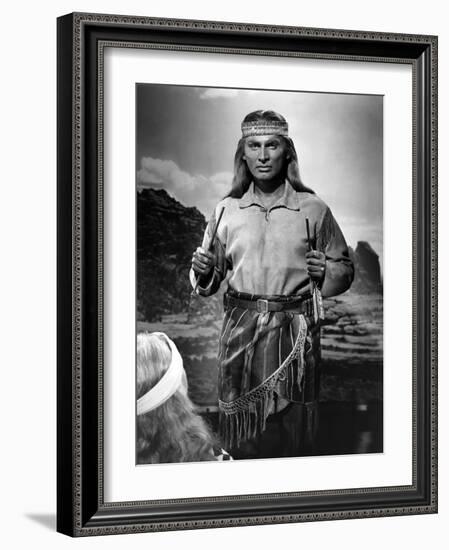 BROKEN ARROW, 1950 directed by DELMER DAVES Jeff Chandler (b/w photo)-null-Framed Photo