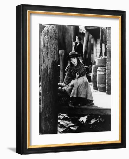 Broken Blossoms, Lillian Gish, 1919-null-Framed Photo