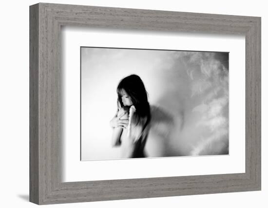 Broken Wing-Keisuke Ikeda @-Framed Photographic Print