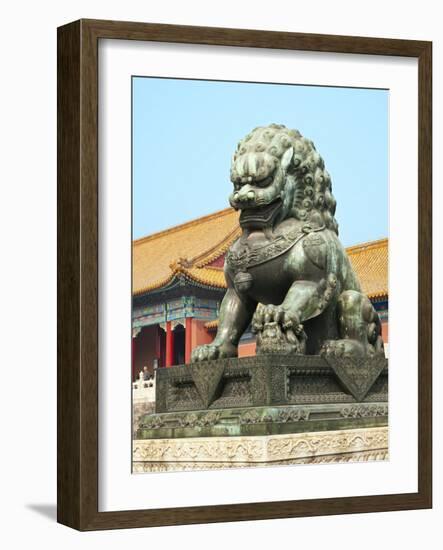 Bronzed Lion Guards Gate of Heavenly Purity, Forbidden City, UNESCO Site, Beijing, China, Asia-Kimberly Walker-Framed Photographic Print