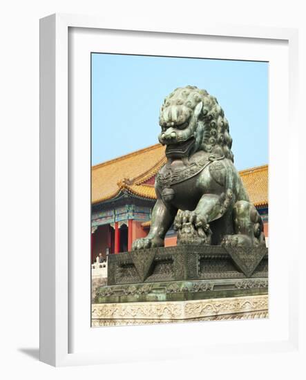 Bronzed Lion Guards Gate of Heavenly Purity, Forbidden City, UNESCO Site, Beijing, China, Asia-Kimberly Walker-Framed Photographic Print