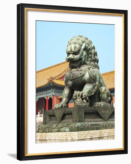 Bronzed Lion Guards Gate of Heavenly Purity, Forbidden City, UNESCO Site, Beijing, China, Asia-Kimberly Walker-Framed Photographic Print