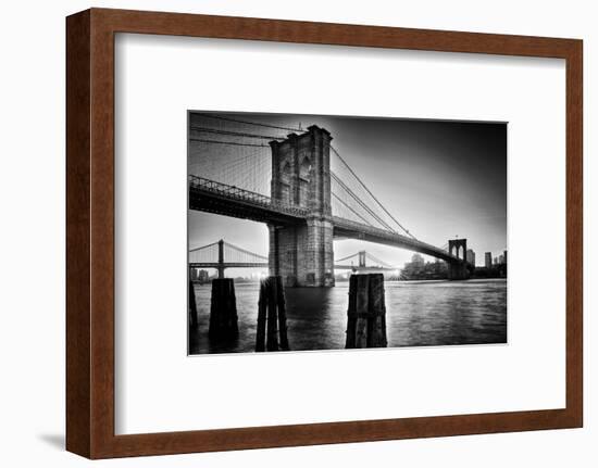 Brooklyn Bridge Sunrise-Martin Froyda-Framed Photographic Print