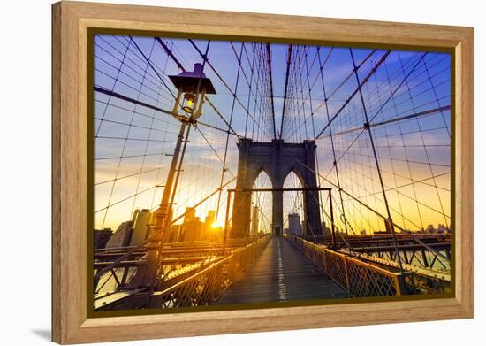 Brooklyn Bridge Sunset New York Manhattan Skyline NY NYC USA-holbox-Framed Premier Image Canvas