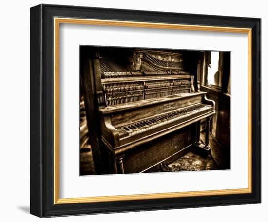 Brown Drown-Stephen Arens-Framed Photographic Print