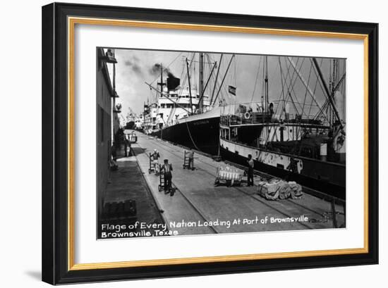 Brownsville, Texas - Ships Docked in Port-Lantern Press-Framed Art Print