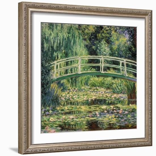 Bruecke in Monets Garten Mit Weissen Seerosen, 1899-Claude Monet-Framed Giclee Print