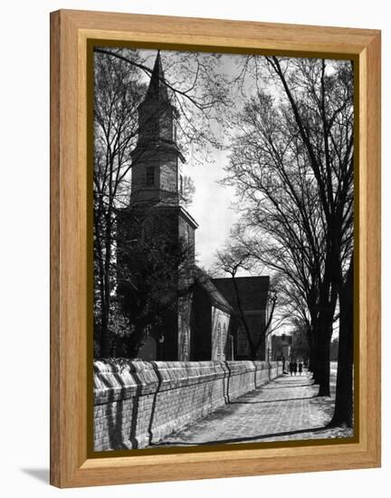 Bruton Parish Church-Alfred Eisenstaedt-Framed Premier Image Canvas