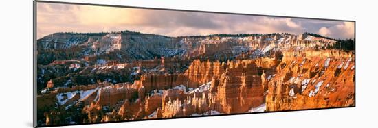 Bryce Amphitheater from Sunrise Point, Bryce Canyon National Park, Utah, USA-null-Mounted Photographic Print