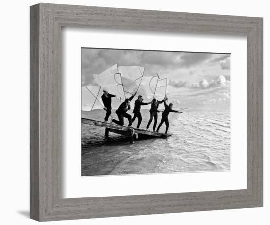 Buchstaben 4-Jaschi Klein-Framed Photographic Print