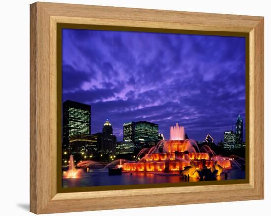 Buckingham Fountain and City Skyline, Chicago, Illinois, USA-Steve Vidler-Framed Premier Image Canvas