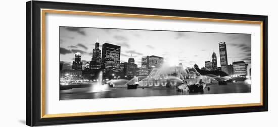 Buckingham Fountain, Grant Park, Chicago, Illinois, USA-null-Framed Photographic Print