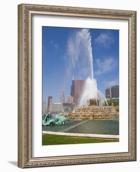 Buckingham Fountain in Grant Park, Chicago, Illinois, United States of America, North America-Amanda Hall-Framed Photographic Print