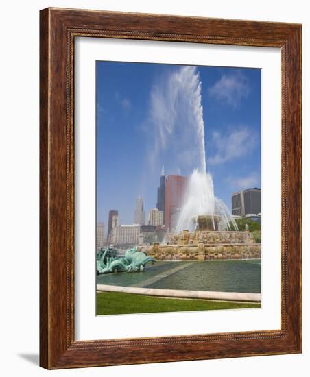 Buckingham Fountain in Grant Park, Chicago, Illinois, United States of America, North America-Amanda Hall-Framed Photographic Print