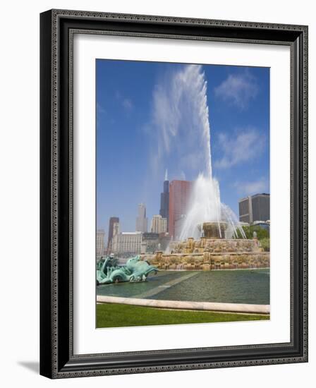 Buckingham Fountain in Grant Park, Chicago, Illinois, United States of America, North America-Amanda Hall-Framed Photographic Print