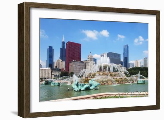 Buckingham Fountain-Jessica Levant-Framed Photographic Print