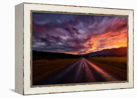 buckland-valley-1-Lincoln Harrison-Framed Stretched Canvas
