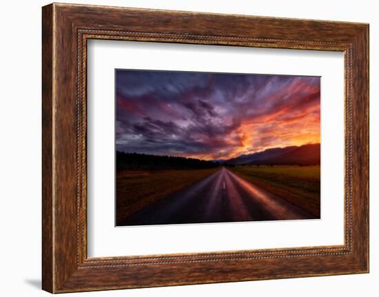 buckland-valley-1-Lincoln Harrison-Framed Photo