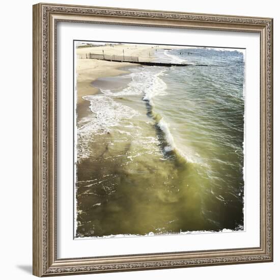 Buckroe Beach I-Alicia Ludwig-Framed Photographic Print