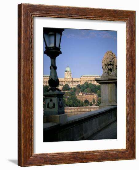 Budapest, Hungary-Oliviero Olivieri-Framed Photographic Print