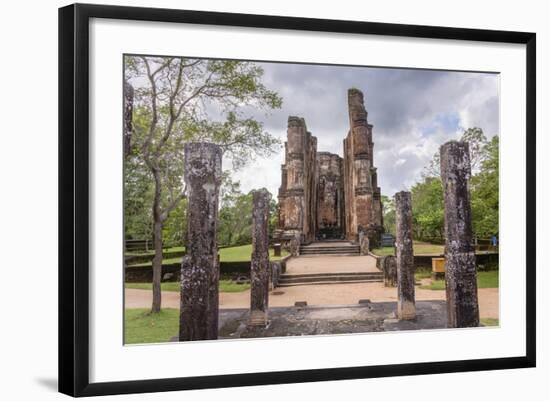 Buddha Statue at Lankatilaka Gedige, Polonnaruwa, UNESCO World Heritage Site, Sri Lanka, Asia-Matthew Williams-Ellis-Framed Photographic Print