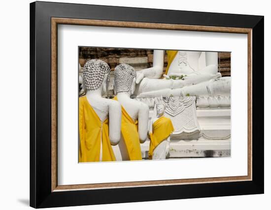 Buddha Statue, Wat Phra Chao Phya-Thai, Ayutthaya, Thailand-Cindy Miller Hopkins-Framed Photographic Print