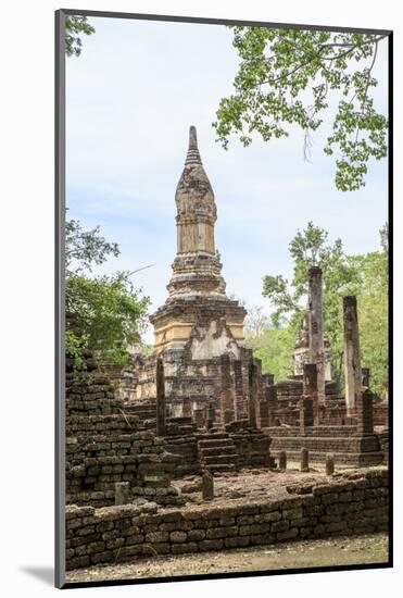 Buddhist chedi (stupa) and temple in Si Satchanalai Historical Park, Sukhothai, UNESCO World Herita-Alex Robinson-Mounted Photographic Print