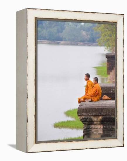 Buddhist Monks Sitting at Angkor Wat Temple, Angkor, UNESCO World Heritage Site, Cambodia-Matthew Williams-Ellis-Framed Premier Image Canvas