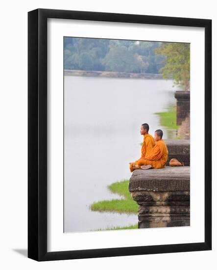 Buddhist Monks Sitting at Angkor Wat Temple, Angkor, UNESCO World Heritage Site, Cambodia-Matthew Williams-Ellis-Framed Photographic Print