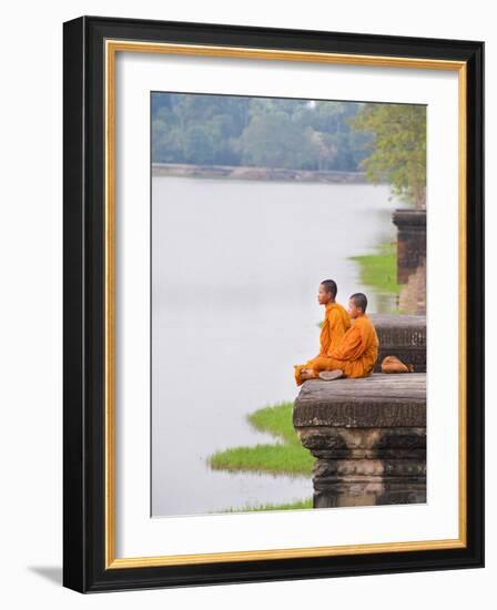 Buddhist Monks Sitting at Angkor Wat Temple, Angkor, UNESCO World Heritage Site, Cambodia-Matthew Williams-Ellis-Framed Photographic Print