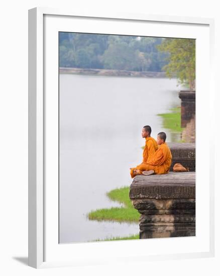 Buddhist Monks Sitting at Angkor Wat Temple, Angkor, UNESCO World Heritage Site, Cambodia-Matthew Williams-Ellis-Framed Photographic Print