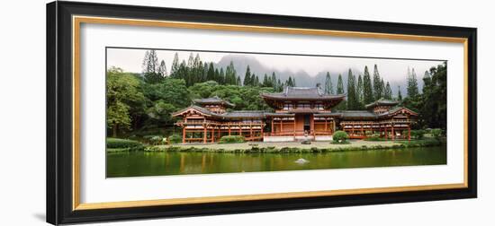 Buddhist Temple with Mountain in the Background, Byodo-In Temple, Koolau Range, Oahu, Hawaii, Usa-null-Framed Photographic Print