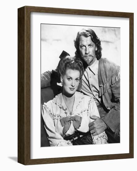 BUFFALO BILL, 1944 directed by WILLIAM WELLMAN Maureen O'Hara and Joel McCrea (b/w photo)-null-Framed Photo