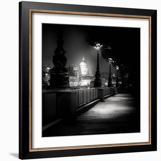 Buildings in London-Craig Roberts-Framed Photographic Print