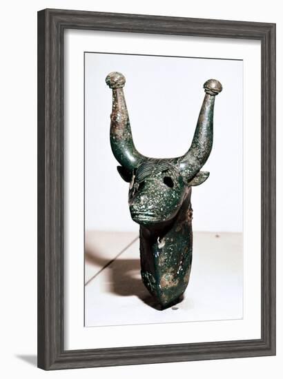 Bull's head with knobbed horns, Rynkeby Bog, Denmark, c4th century BC. Artist: Unknown-Unknown-Framed Giclee Print