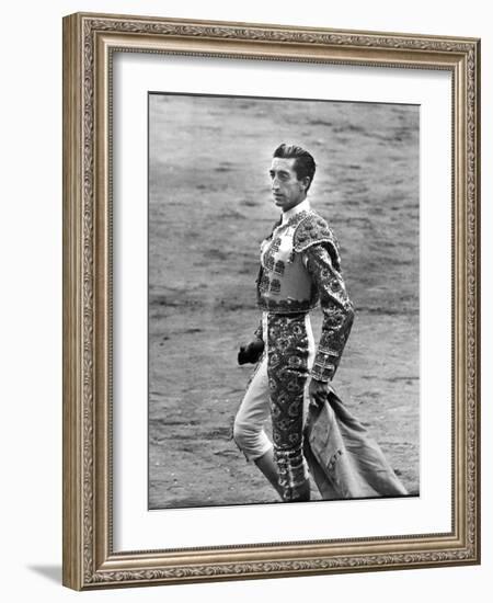 Bullfighter Manolete Accepting Applause of Crowd After Dispatching his Second Bull of the Afternoon-Tony Linck-Framed Photographic Print