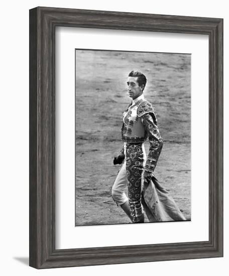 Bullfighter Manolete Accepting Applause of Crowd After Dispatching his Second Bull of the Afternoon-Tony Linck-Framed Photographic Print