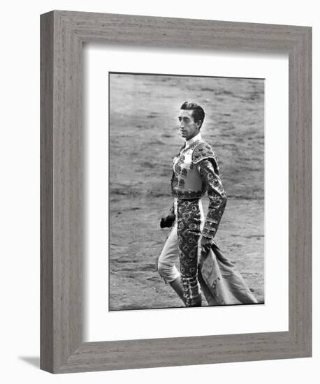 Bullfighter Manolete Accepting Applause of Crowd After Dispatching his Second Bull of the Afternoon-Tony Linck-Framed Photographic Print