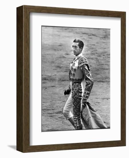 Bullfighter Manolete Accepting Applause of Crowd After Dispatching his Second Bull of the Afternoon-Tony Linck-Framed Photographic Print