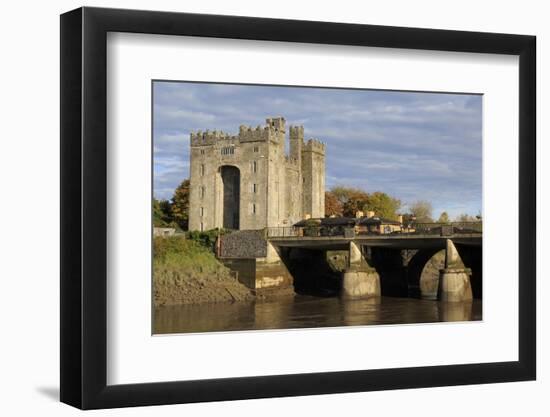 Bunratty Castle, County Clare, Munster, Republic of Ireland, Europe-Richard Cummins-Framed Photographic Print