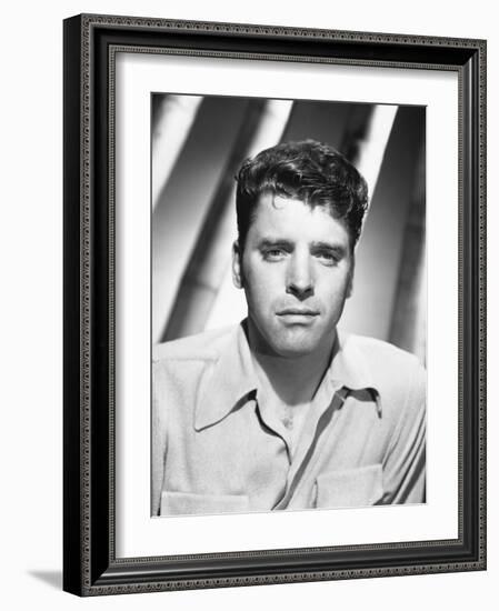 Burt Lancaster, The Killers, 1946-null-Framed Photographic Print