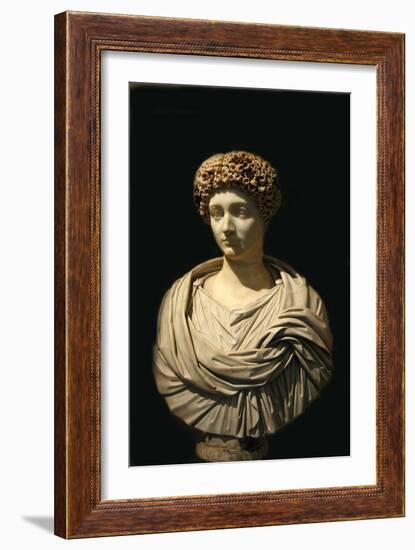 Bust of Julia the elder, daughter of Emperor Augustus (39 BC - 14 AD)-Werner Forman-Framed Giclee Print