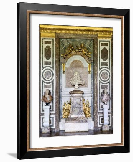 Bust of Louis XIV, Salon De Diane, Grand Apartment, Chateau De Versailles, France, 17th Century-Gian Lorenzo Bernini-Framed Photographic Print