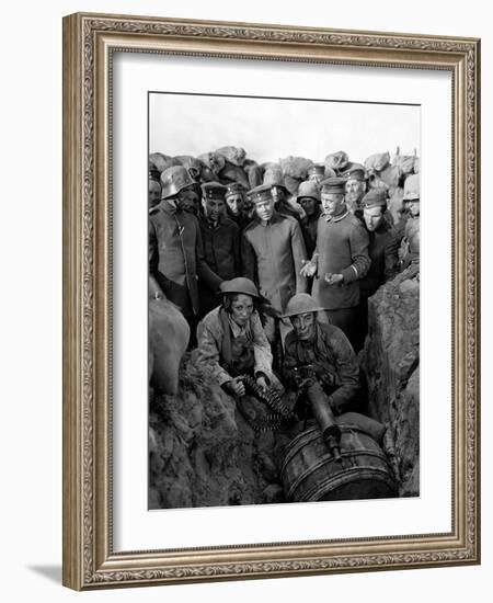 Buster s'en va-t-en guerre (DOUGHBOYS) by EdwardSedgwick with Buster Keaton, 1930 (b/w photo)-null-Framed Photo