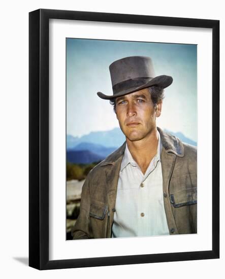 BUTCH CASSIDY AND THE SUNDANCE KID, 1969 directed by GEORGE ROY H Paul Newman (photo)-null-Framed Photo