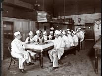 Chefs Eating Lunch at Sherry's Restaurant, New York, 1902-Byron Company-Giclee Print