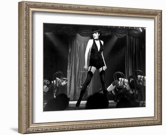 Cabaret, Liza Minnelli, 1972-null-Framed Photo