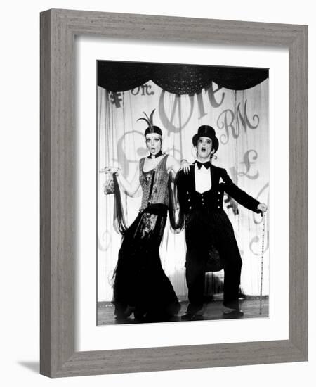 Cabaret, Liza Minnelli, Joel Grey, 1972-null-Framed Photo