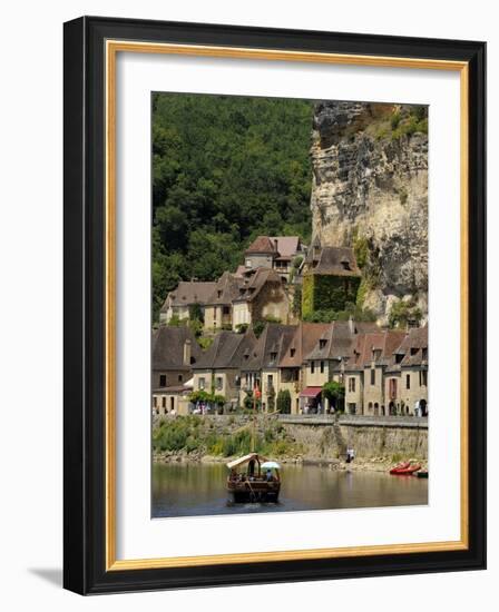 Caberre Boat on the River Dordogne, La Roque-Gageac, Dordogne, France, Europe-Peter Richardson-Framed Photographic Print