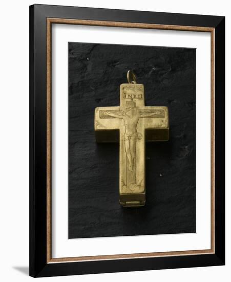 Cadran solaire équinoxial en forme de croix reliquaire-Adrien Zeelst-Framed Giclee Print